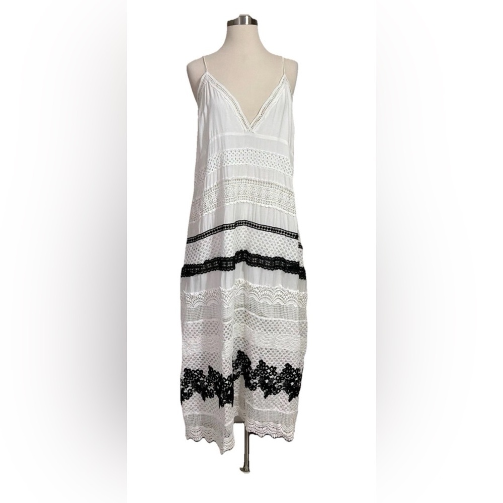 By Anthropologie Sleeveless V-Neck Lace Maxi Dress in White & Black Size Medium - Picture 2 of 12